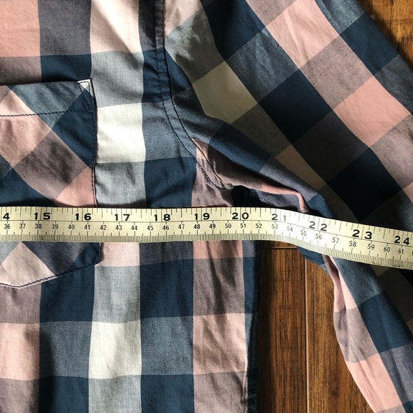 NWT Long Sleeve Plaid Button Up Shirt - Picture 6 of 8